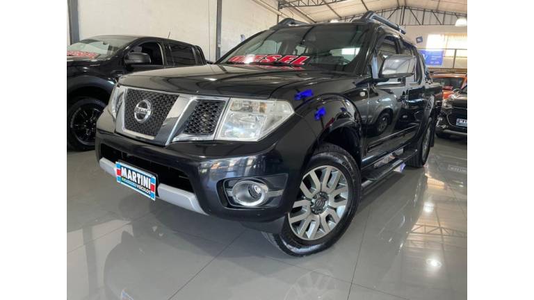 NISSAN - FRONTIER - 2014/2014 - Preta - R$ 104.900,00