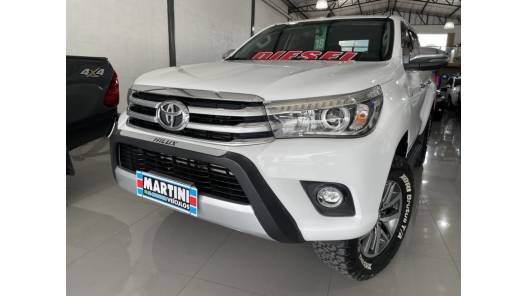 TOYOTA - HILUX - 2018/2018 - Branca - R$ 195.000,00