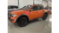 MITSUBISHI - L200 TRITON - 2015/2016 - Laranja - R$ 139.000,00