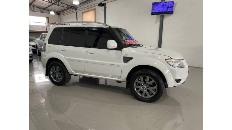MITSUBISHI - PAJERO TR4 - 2014/2014 - Branca - R$ 61.900,00