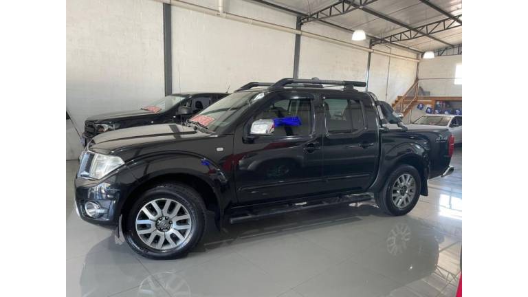 NISSAN - FRONTIER - 2014/2014 - Preta - R$ 104.900,00