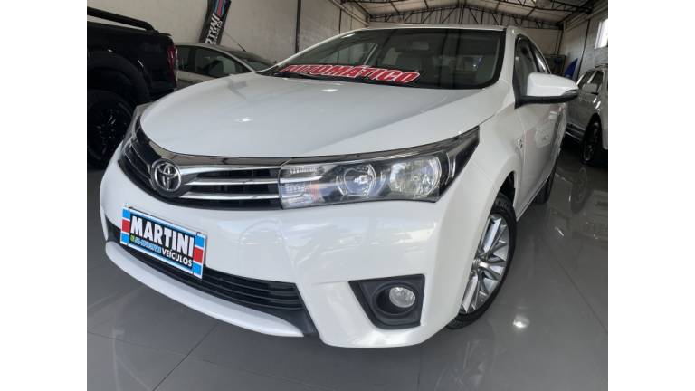 TOYOTA - COROLLA - 2015/2015 - Branca - R$ 86.000,00