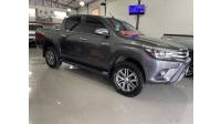 TOYOTA - HILUX - 2017/2017 - Cinza - R$ 187.000,00