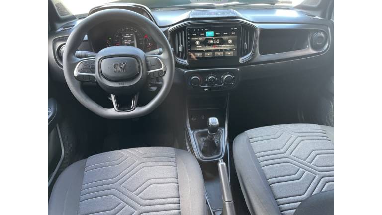 FIAT - STRADA - 2024/2025 - Cinza - R$ 111.900,00