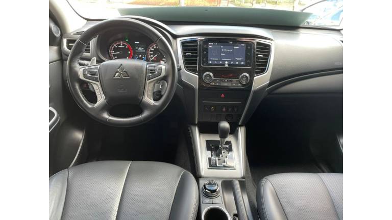 MITSUBISHI - L200 TRITON - 2024/2024 - Cinza - R$ 229.900,00
