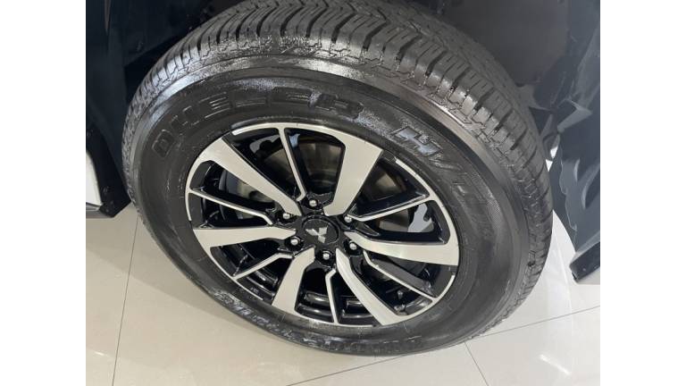 MITSUBISHI - PAJERO SPORT - 2020/2020 - Prata - R$ 219.900,00