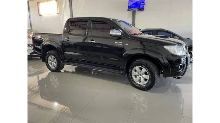 TOYOTA - HILUX - 2011/2011 - Preta - R$ 119.000,00