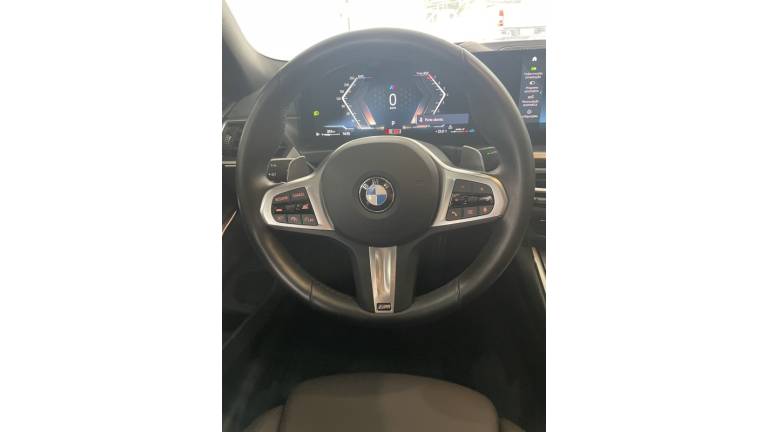 BMW - 320I - 2023/2024 - Azul - R$ 310.000,00