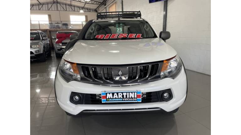 MITSUBISHI - L200 TRITON - 2023/2023 - Branca - R$ 156.000,00