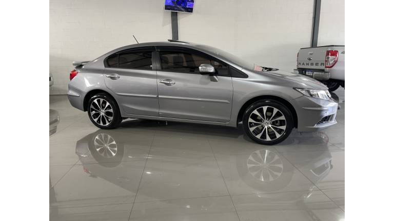 HONDA - CIVIC - 2016/2016 - Cinza - R$ 89.900,00