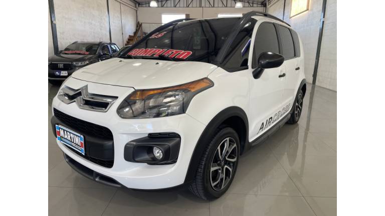 CITROËN - AIRCROSS - 2015/2015 - Branca - R$ 43.900,00