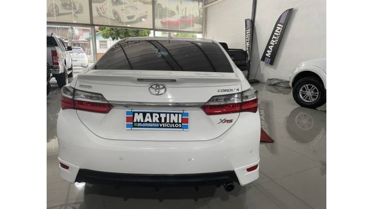 TOYOTA - COROLLA - 2018/2018 - Branca - R$ 102.000,00