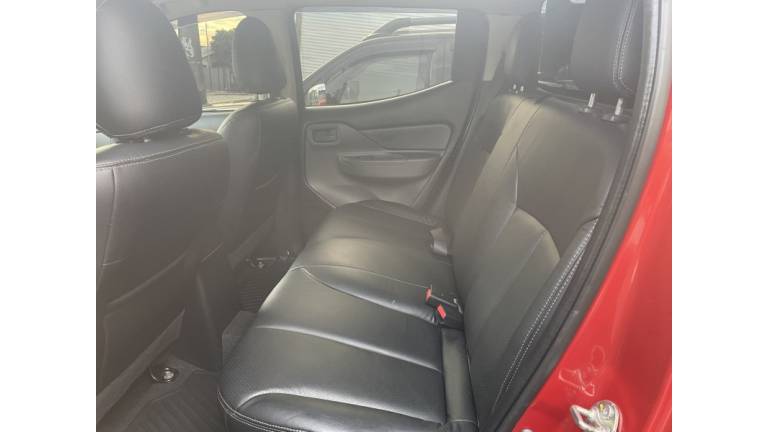 MITSUBISHI - L200 TRITON - 2019/2019 - Vermelha - R$ 125.900,00