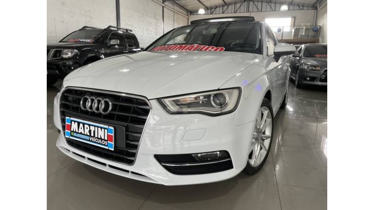 AUDI - A3 - 2014/2014 - Branca - R$ 87.000,00