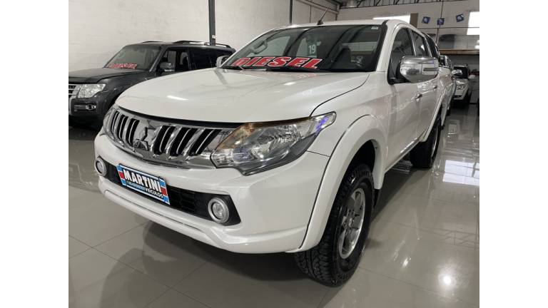MITSUBISHI - L200 TRITON - 2019/2019 - Branca - R$ 135.000,00