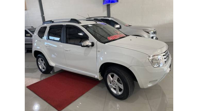 RENAULT - DUSTER - 2015/2015 - Preta - R$ 55.800,00