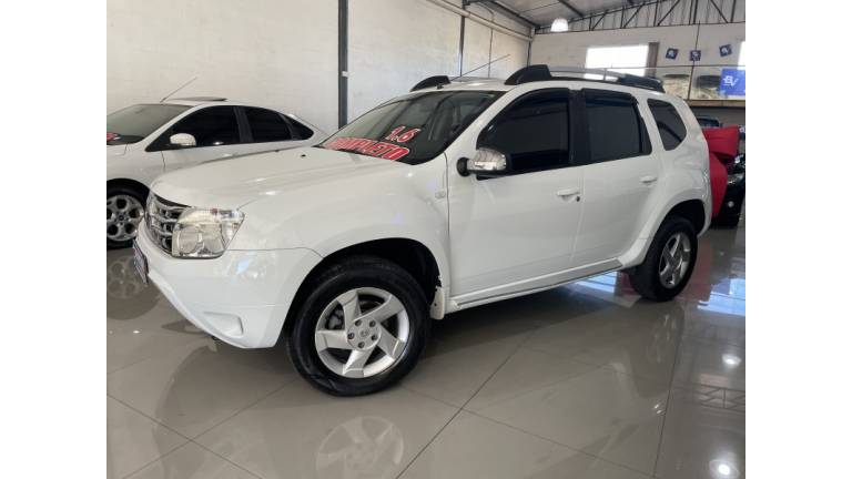 RENAULT - DUSTER - 2015/2015 - Preta - R$ 55.800,00