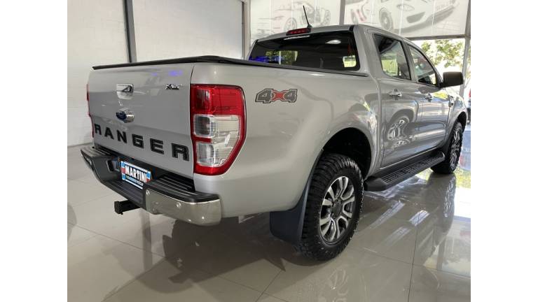 FORD - RANGER - 2021/2021 - Prata - R$ 167.000,00
