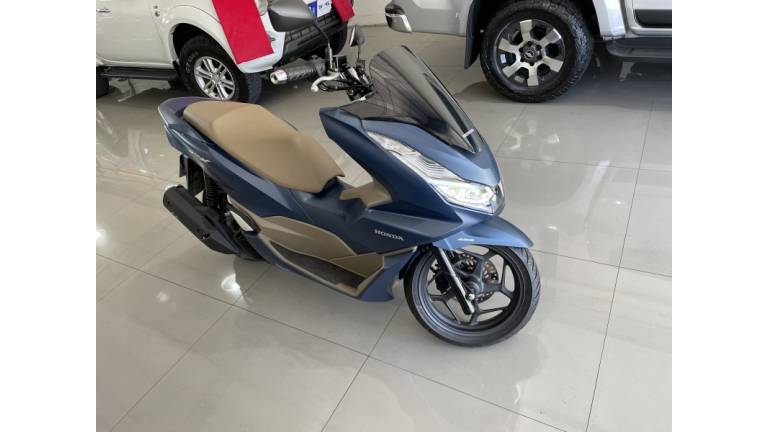 HONDA - PCX - 2024/2024 - Azul - R$ 21.500,00